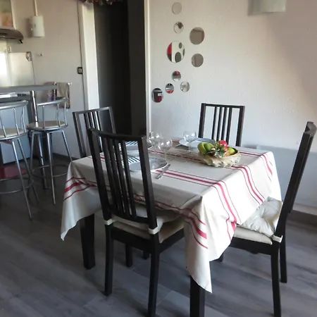 Lägenhet Appart Cozy Face A La Piscine Et Au Port